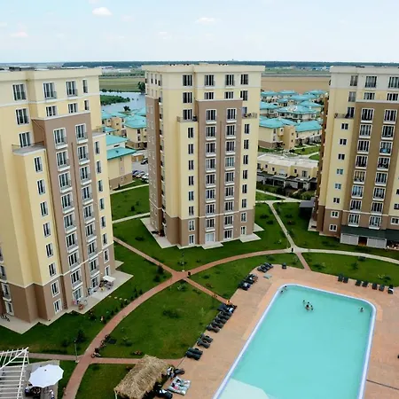 Apartment In Cosmopolis Bucharest